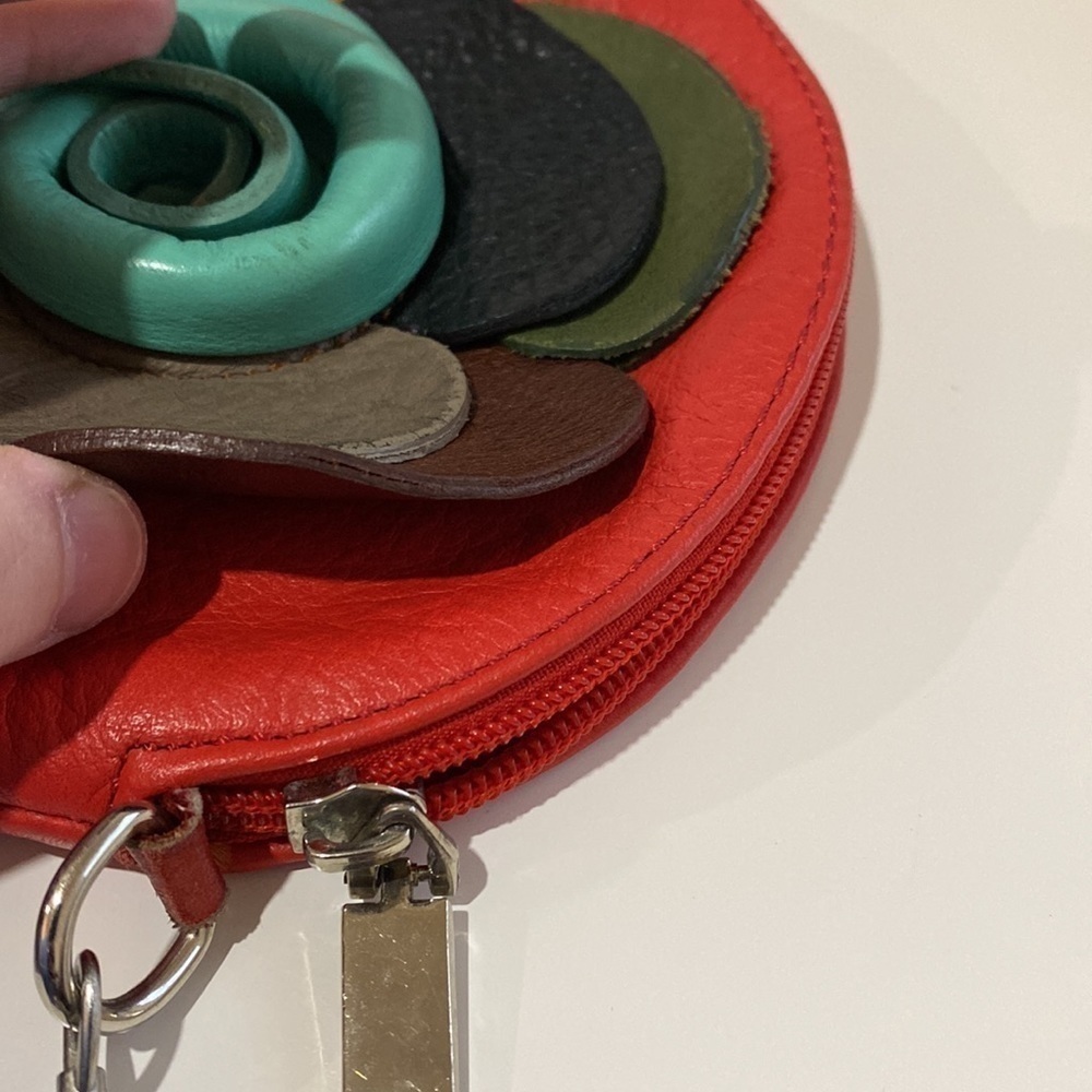 Vintage Genuine Italian Leather Rosette Purse - Picture 12 of 14